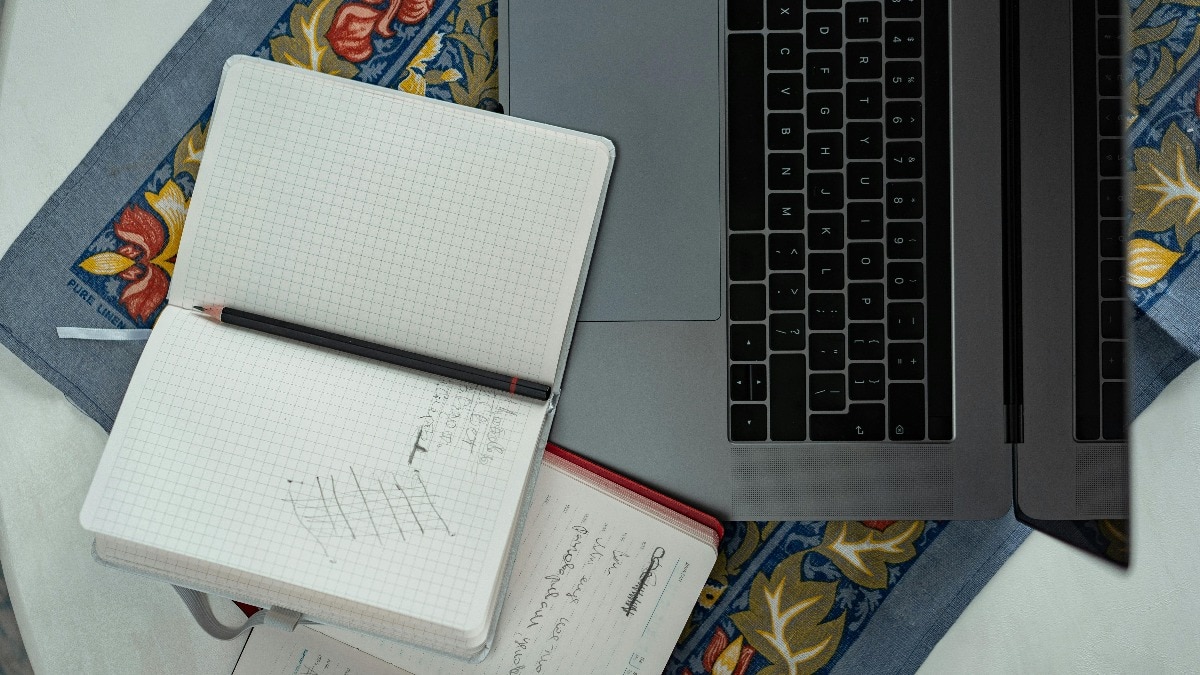 JEE Main 2026 सेशन 1 की परीक्षा खत्म हो चुकी है और अब सबकी नजरें परीक्षा के परिणाम पर टिकी हुई है. (Photo: Pexels)(