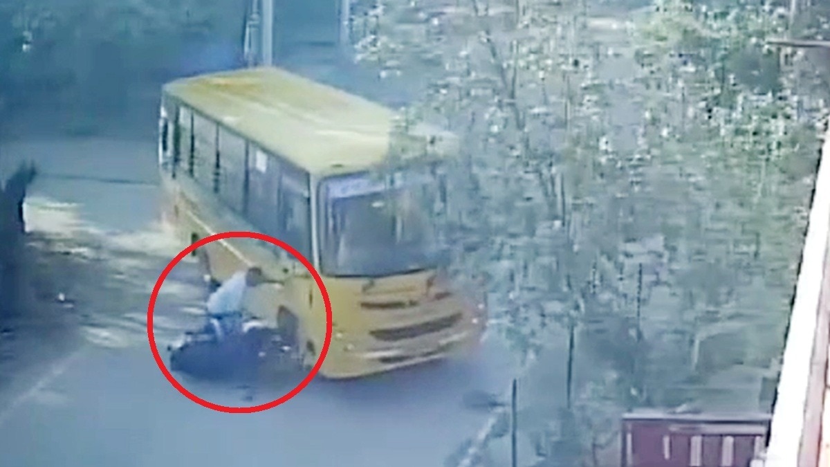 एजे मोनी स्कूल बस ने तोड़ी मासूमों की सांसें.(Photo:Screengrab)