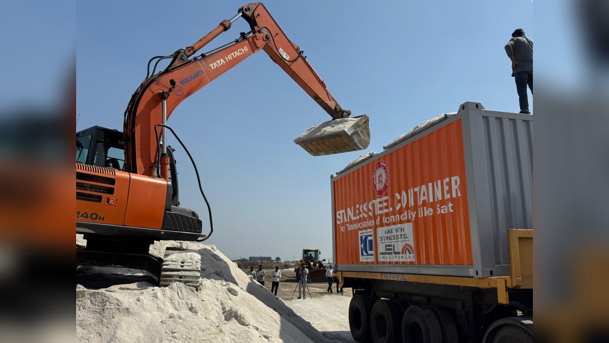 अब रेलवे की मदद से होगी औद्योगिक नमक की आसान ढुलाई. (Photo: X/@drmadiwr)