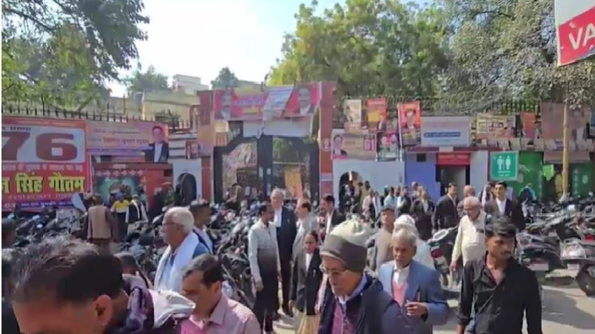 वाराणसी कचहरी को बम से उड़ाने की धमकी (Photo: itg)