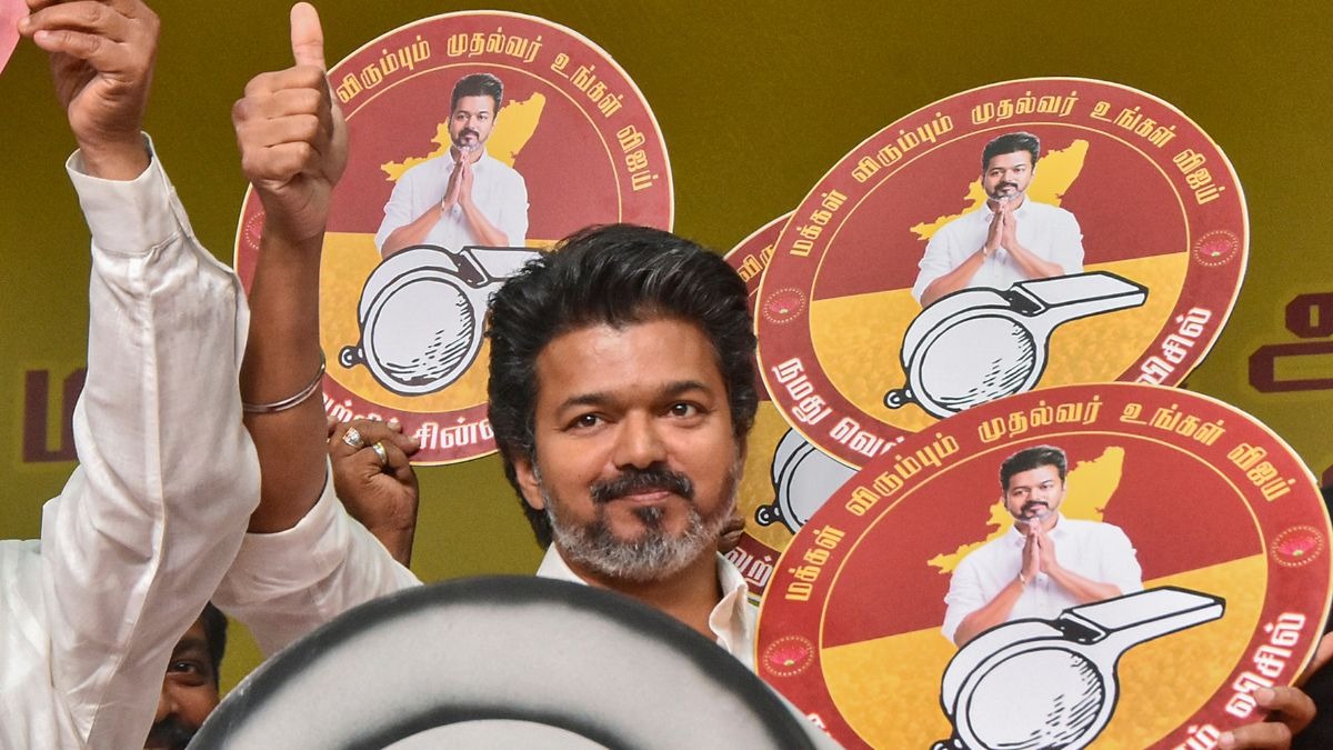 एक्टर से नेता बने विजय की रैली में बड़ी संख्या में लोग शामिल हुए थे (Photo: PTI)