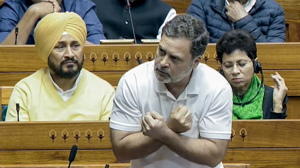 राहुल की आक्रामकता से कांग्रेस गदगद है. (Photo-PTI)