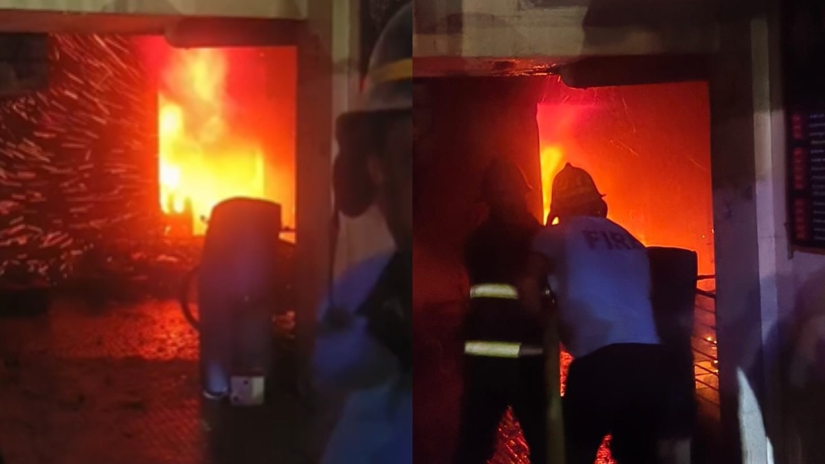 शॉर्ट सर्किट से भड़की आग!(Photo: Mithlesh Gupta/ITG)