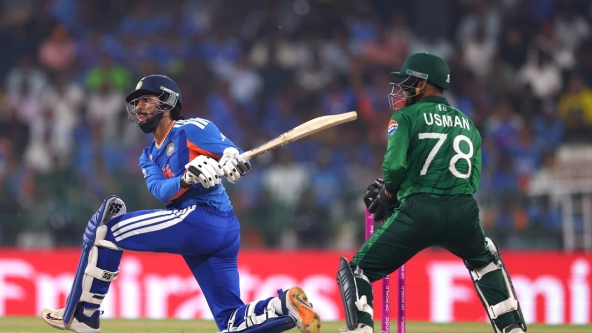 IND vs PAK T20 WC Live : लड़खड़ाई टीम इंडिया