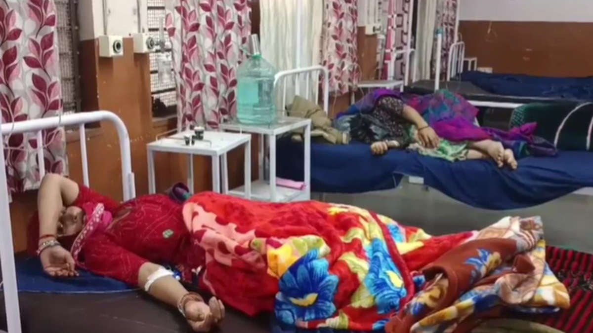 'दोनों बहनें चोर...', तांत्रिक की ‘भविष्यवाणी’ पर महिलाओं को पुलिस ने पीटा