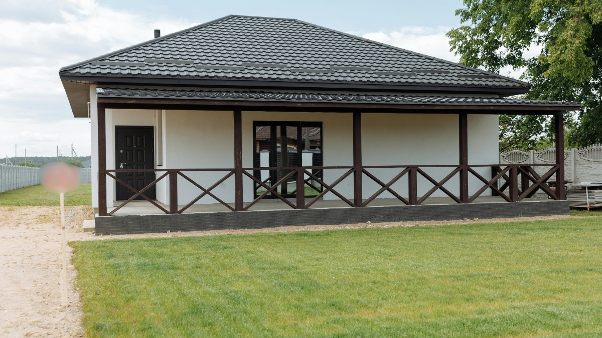 बिना लाखों खर्च किए अपने घर को दें एक आलीशान पहचान (Photo: Pexels)