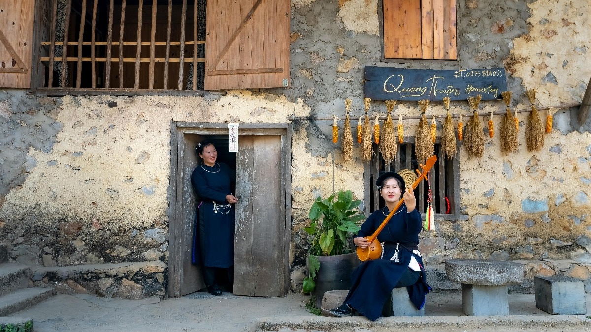 सिर्फ ठहरना ही नहीं, वहां की परंपराओं और संस्कृति को खुद के भीतर जीना ही असली घुमक्कड़ी है (Photo: Pexels)