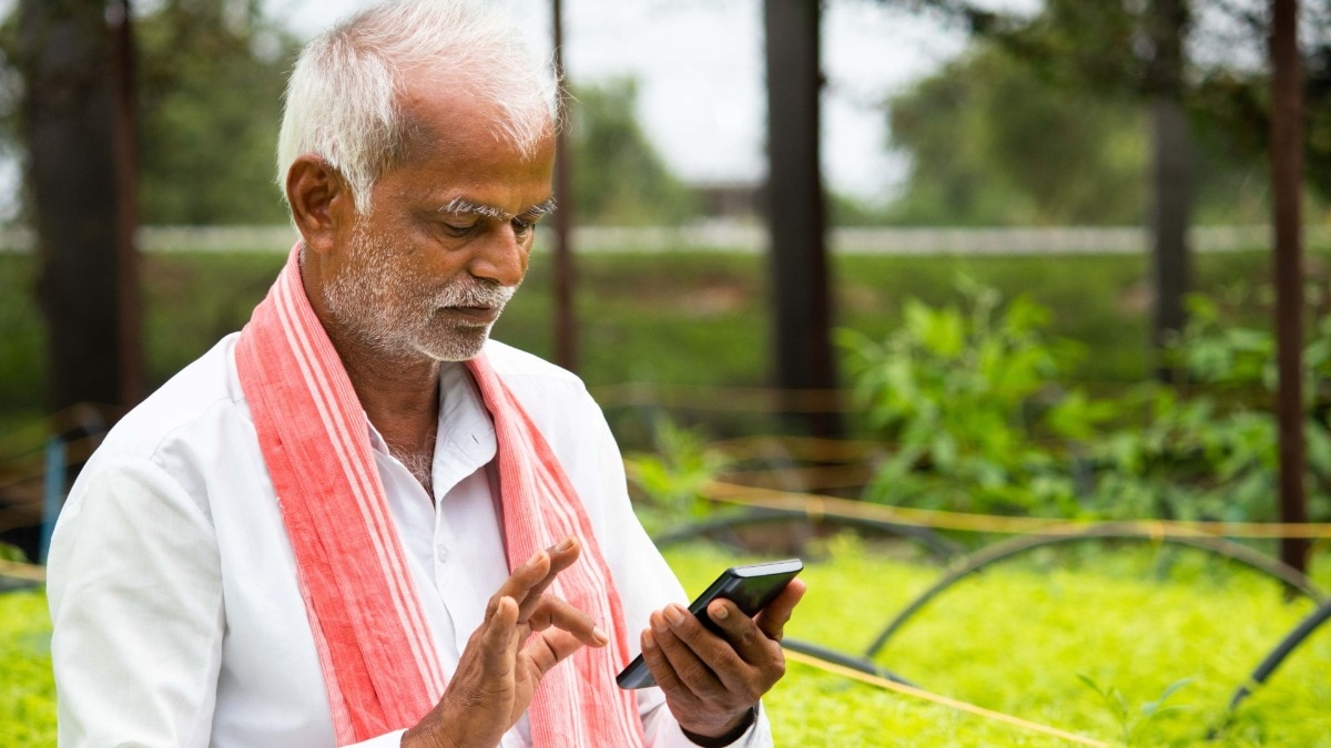 किसानों को फोन पर ही अब कई जरूरी जानकारियां मिलेंगी. (Photo: Getty Image)