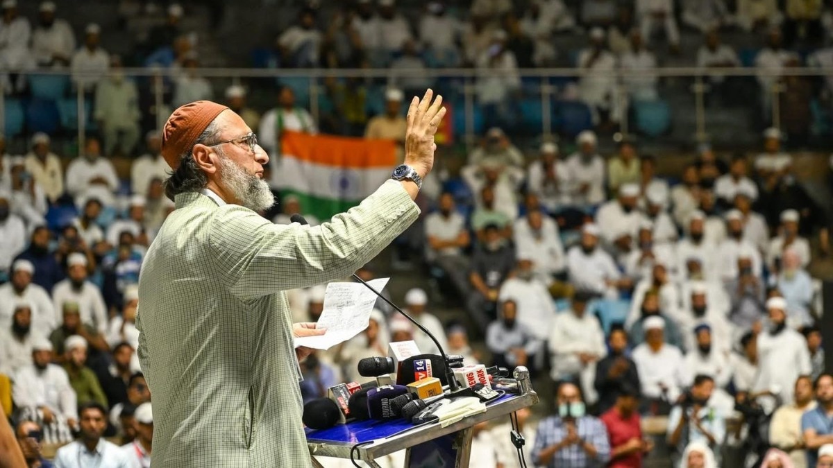 All India Majlis-e-Ittehadul Muslimeen (AIMIM) MP Asaduddin Owaisi up 2027 election alliance politics 