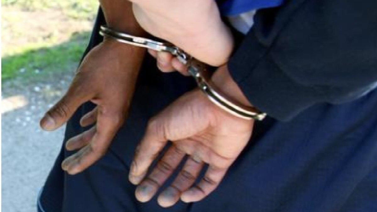 पक्के रिटर्न का झांसा और 2 करोड़ की ठगी... ऐसे दिल्ली पुलिस के हत्थे चढ़े 'बंटी-बबली'