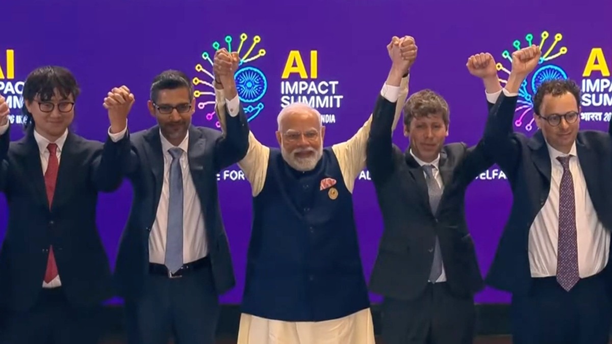 PM Modi with tech leaders 