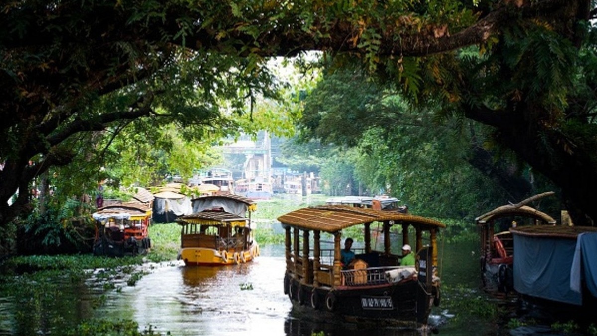 सैलानियों का दिल जीत रहा है केरल (Photo: Pixabay)