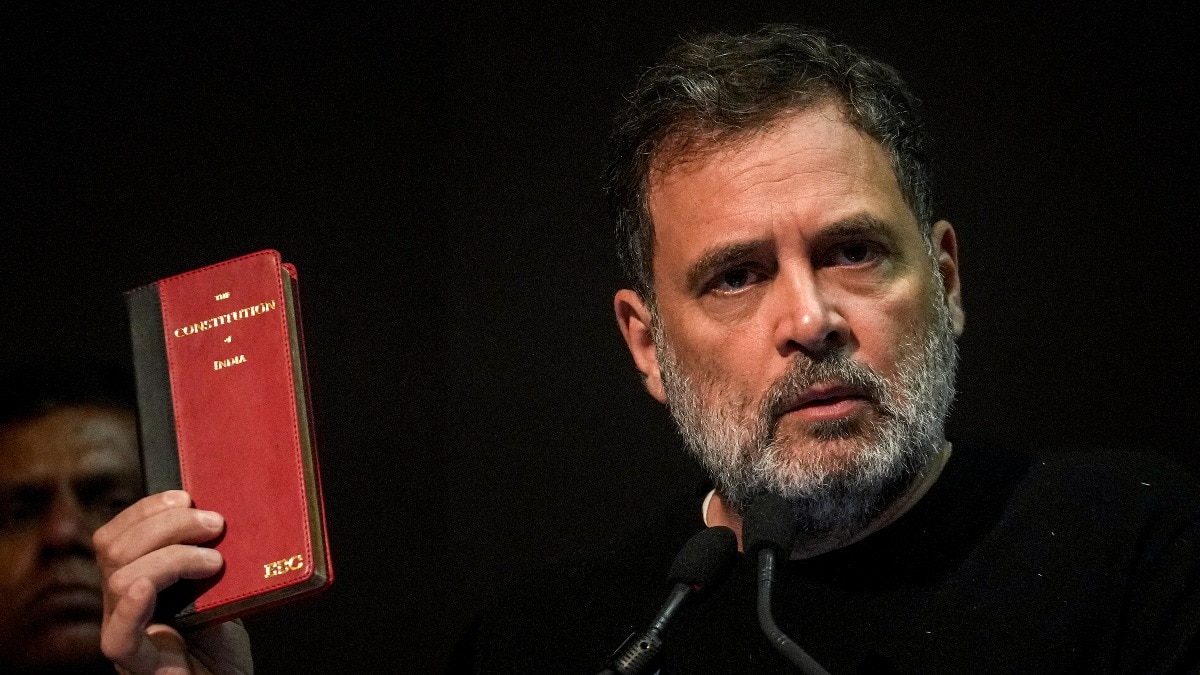 बयान दर्ज करवाने सुल्तानपुर पहुंचे राहुल गांधी