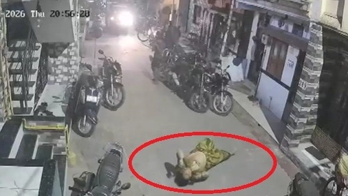 किस्मत ने दोनों को बचा लिया.(Photo: Screengrab)