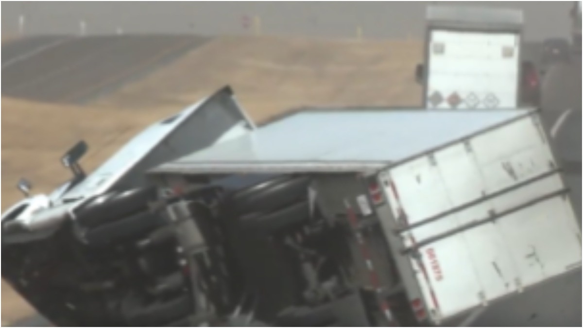 Texas truck flip, strong wind truck video