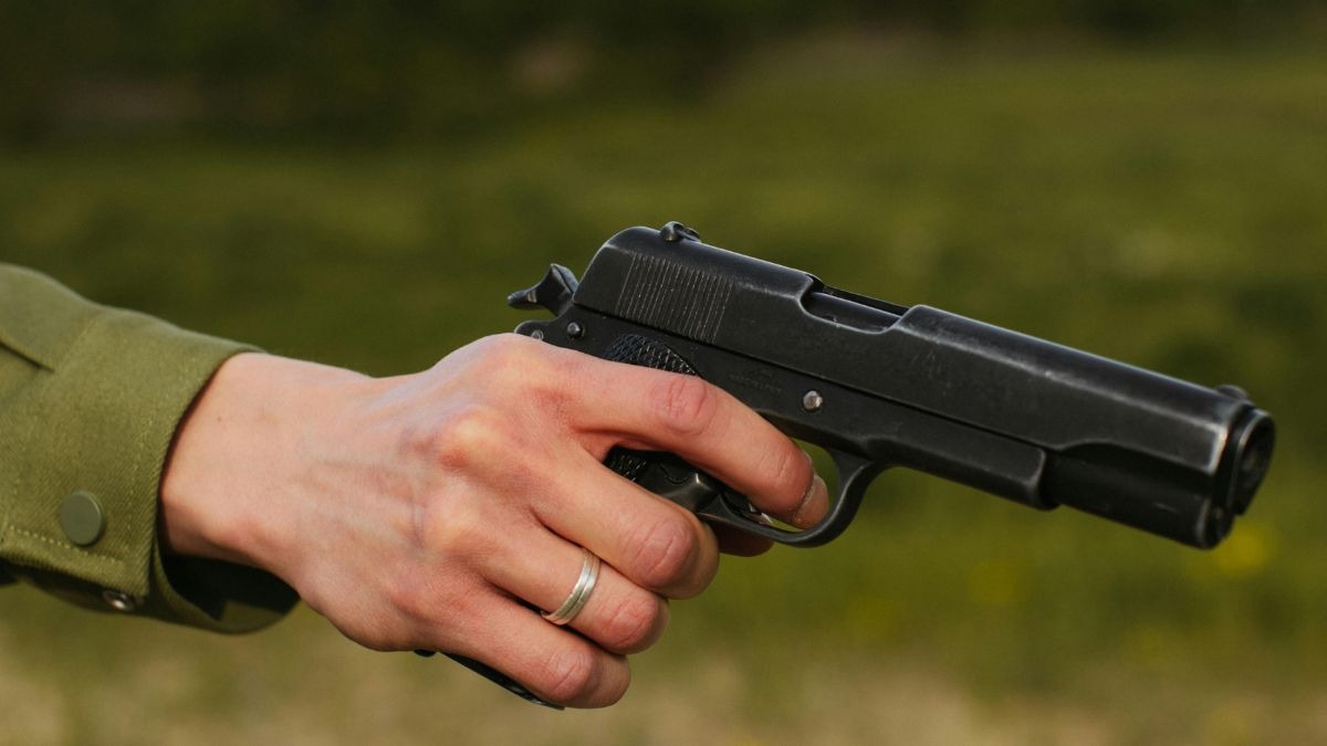  आत्महत्या के इरादे से मंगाई पिस्टल.(Photo: Representational)