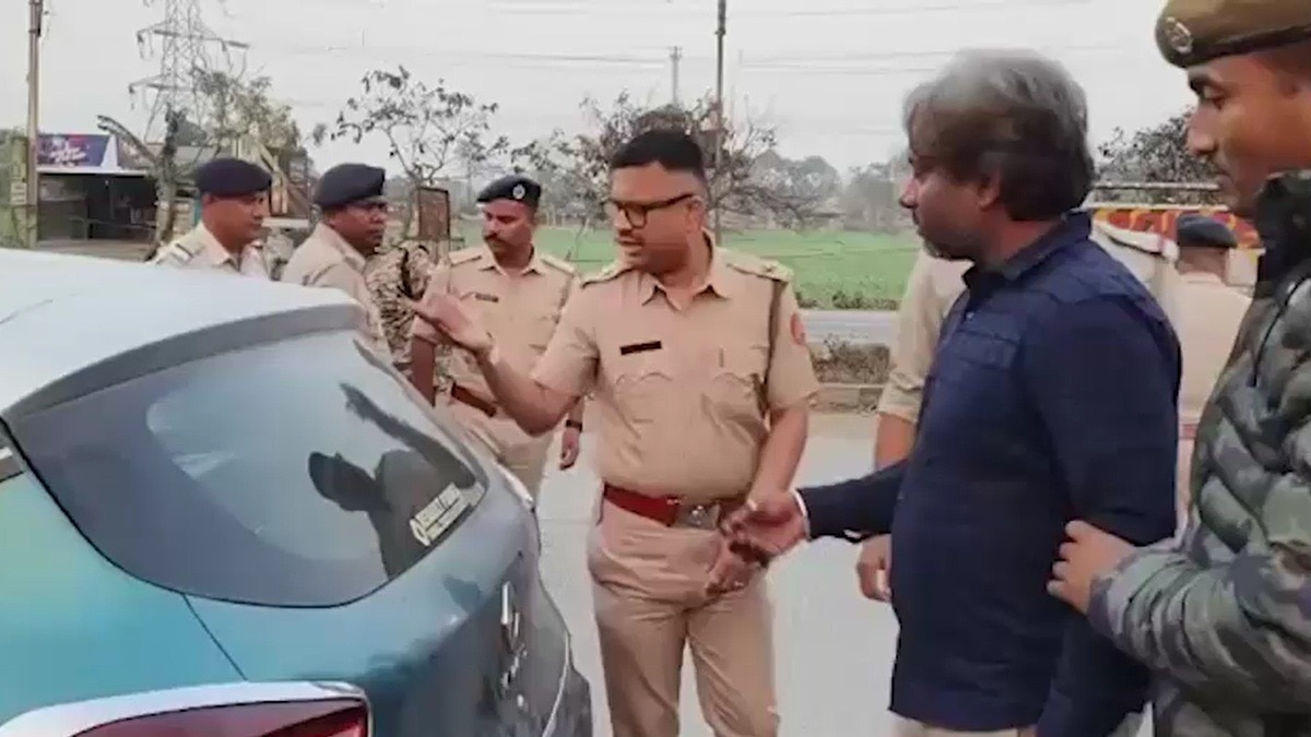 दार्जिलिंग में ड्रग रैकेट का भंडाफोड़. (Photo: Screengrab)