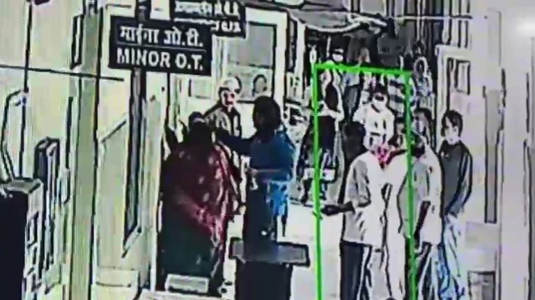 एक घंटे बंद रही इमरजेंसी (Photo: Screengrab)