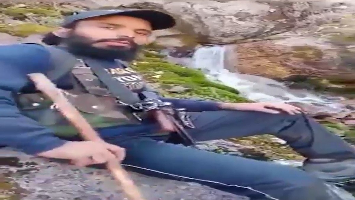  An old video of dreaded Jaish terror commander Saifullah has surfaced