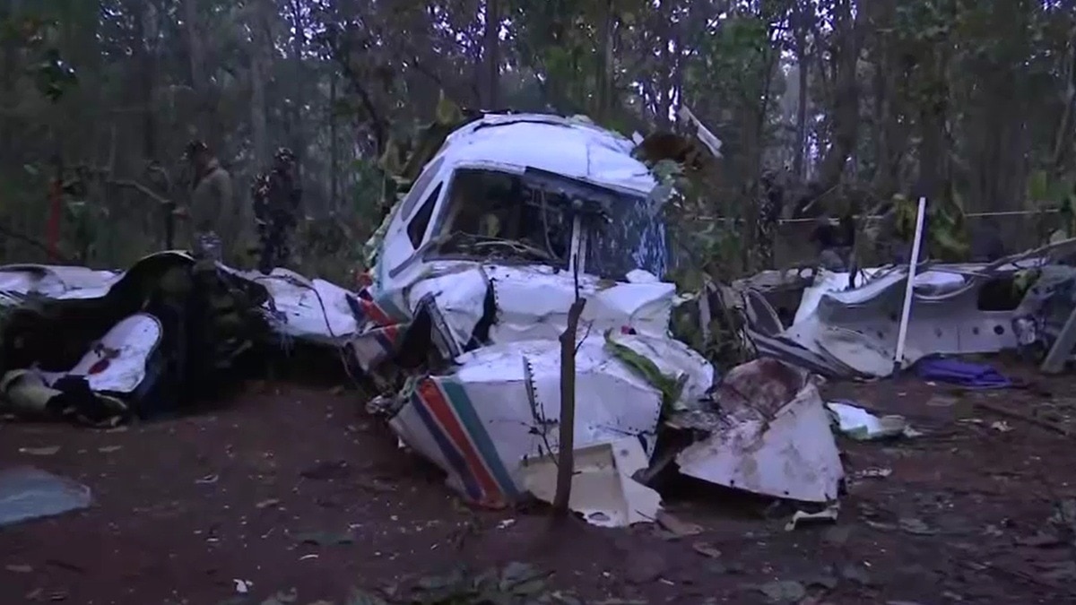 pilot swarajdeep air ambulance crash