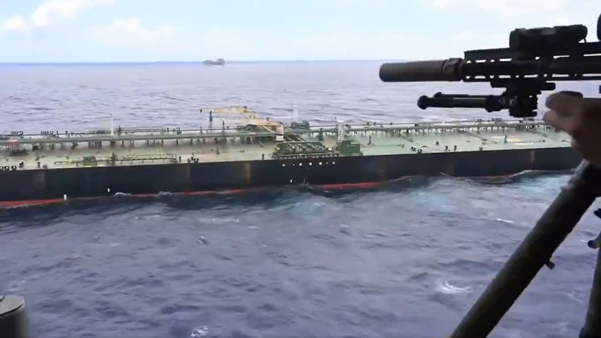 oil tanker 