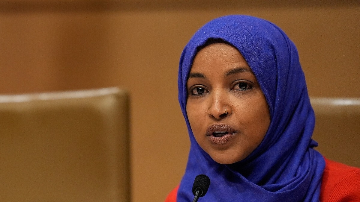 इल्हाम उमर ने ट्रंप पर उठाया सवाल