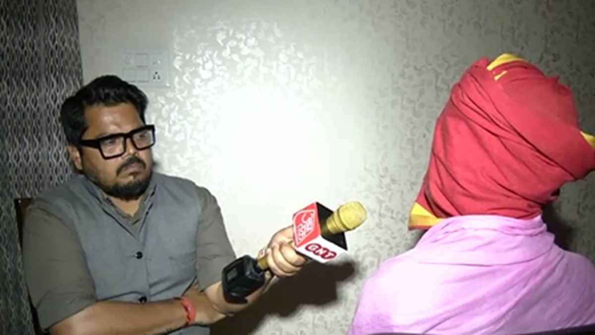 आजतक पर बटुकों का खुलासा   