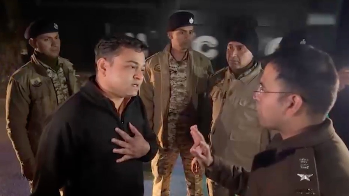 हिमाचल प्रदेश में रातभर चला हाई वोल्टेज ड्रामा (Photo: ANI)