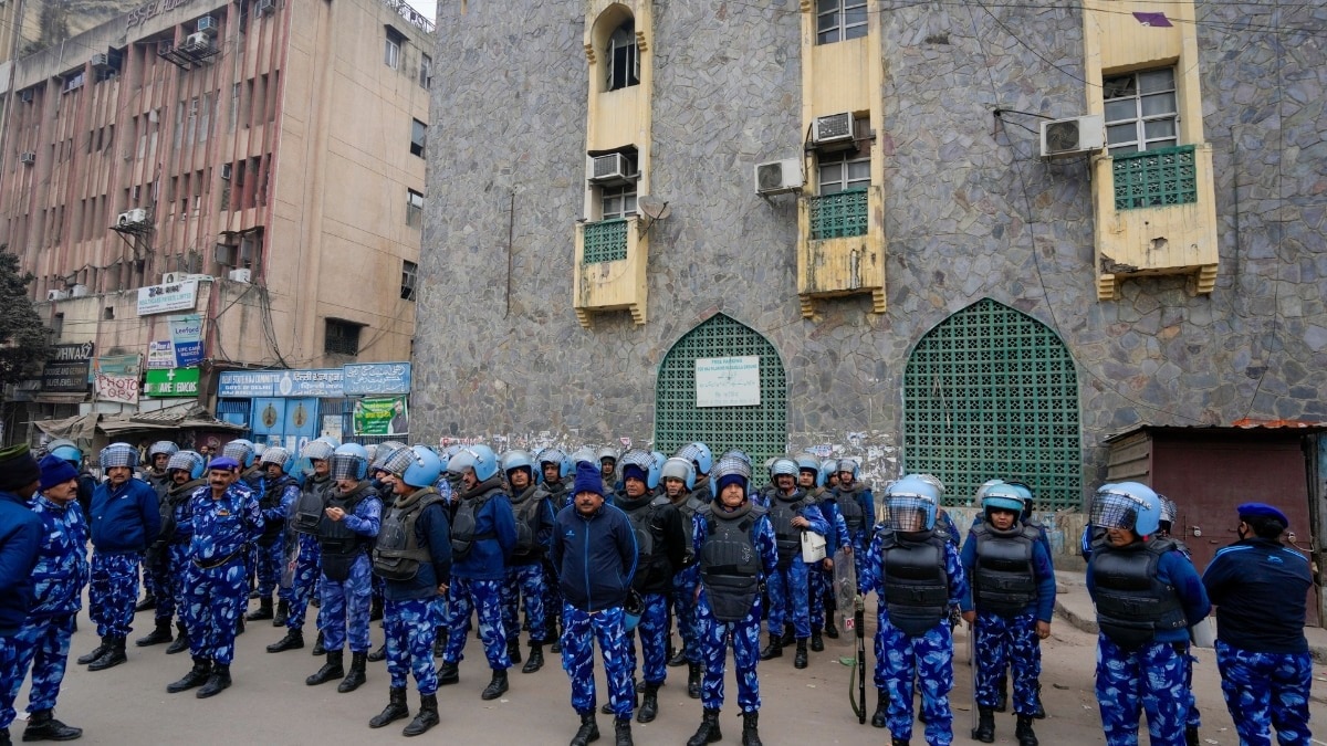 तुर्कमान गेट हिंसा मामले में मोहिबुल्लाह नदवी को नोटिस भेजेगी दिल्ली पुलिस