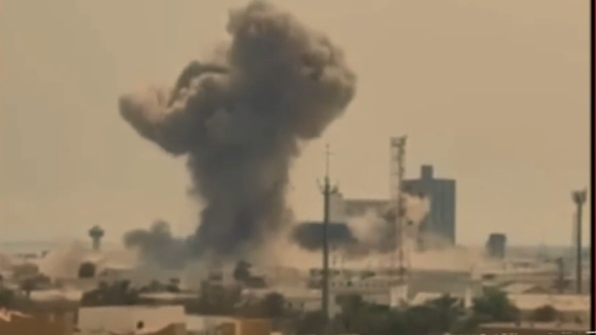 बहरीन एयरबेस पर ईरान का हमला (Photo: ITG)