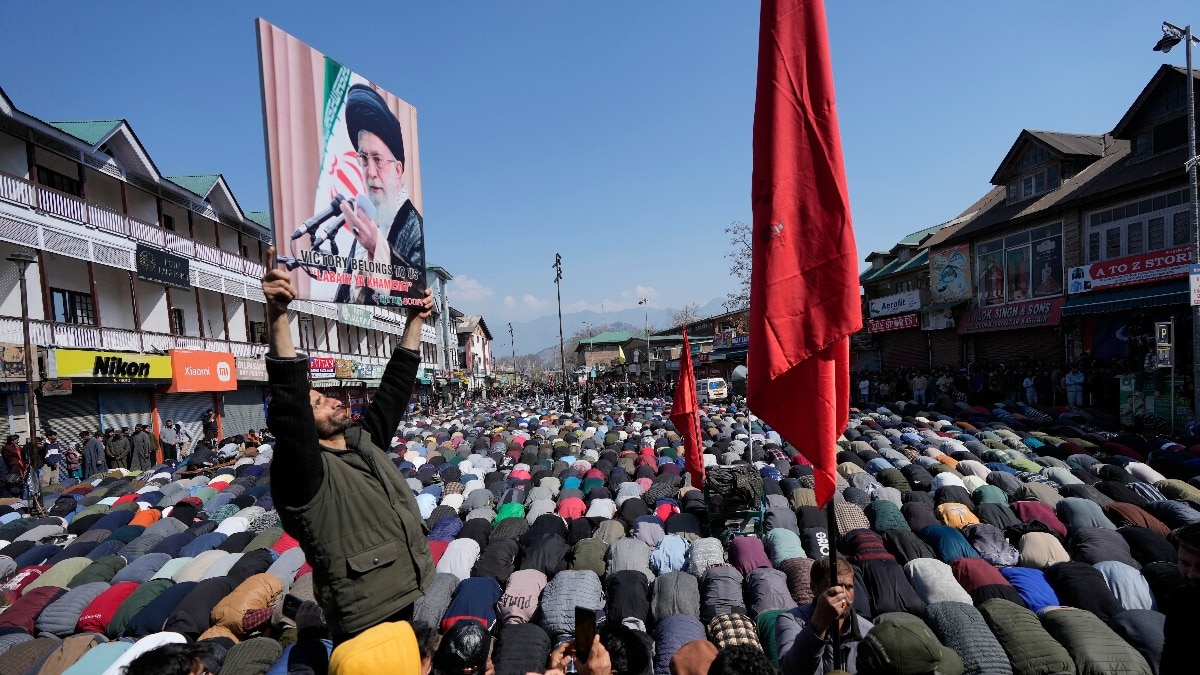 Mehdi Criticizes Omar Abdullah on Khamenei 