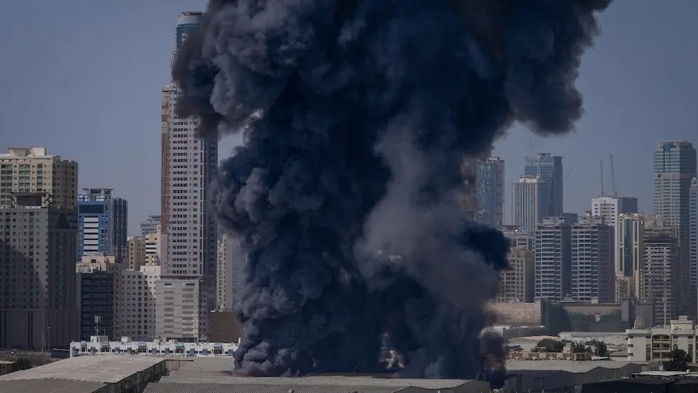 खामेनेई समेत टॉप लीडरशिप खत्म होने पर भी कैसे हो रहा पलटवार (Photo: AP)