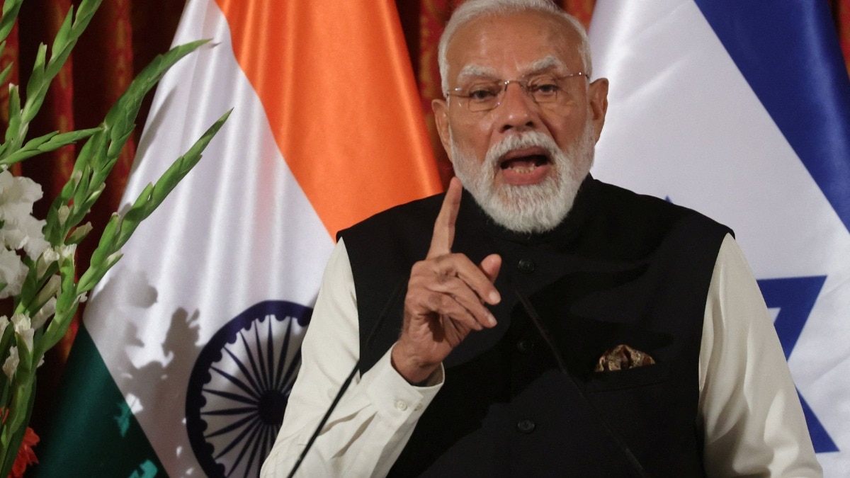 खाड़ी देशों के नेताओं से पीएम मोदी की फोन पर बात (Photo: Reuters)