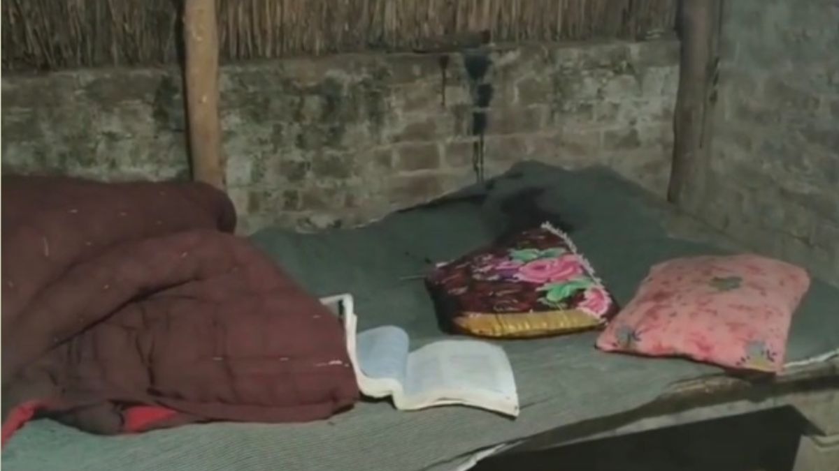 इसी बरामदे में छात्रा की गोली मारकर हत्या कर दी गई (Photo ITG)