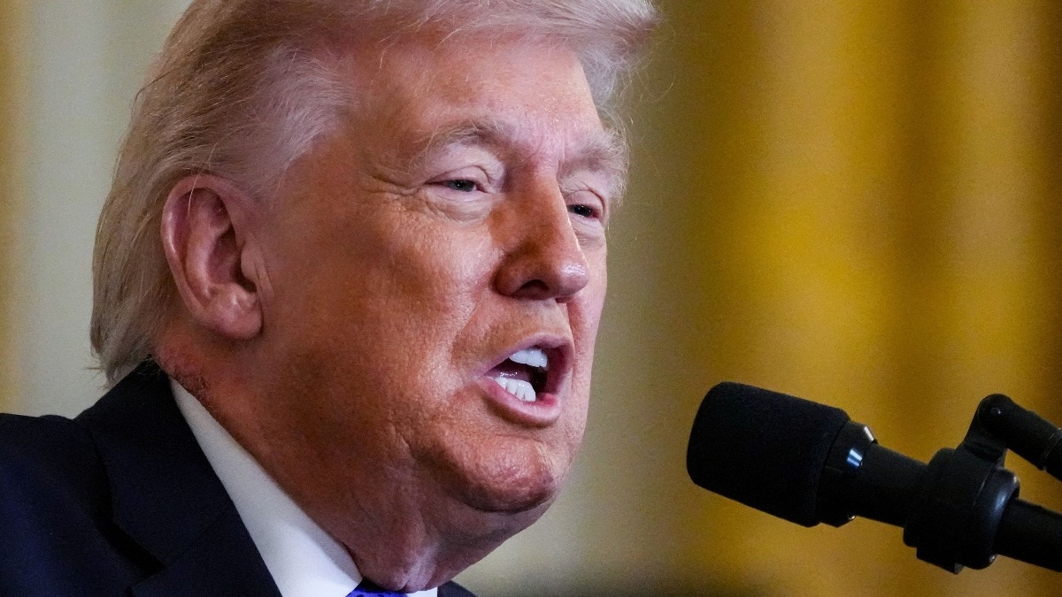 अमेरिकी राष्ट्रपति डोनाल्ड ट्रंप ने ईरान पर हमले के फैसले का बचाव किया.  (Photo: Reuters)