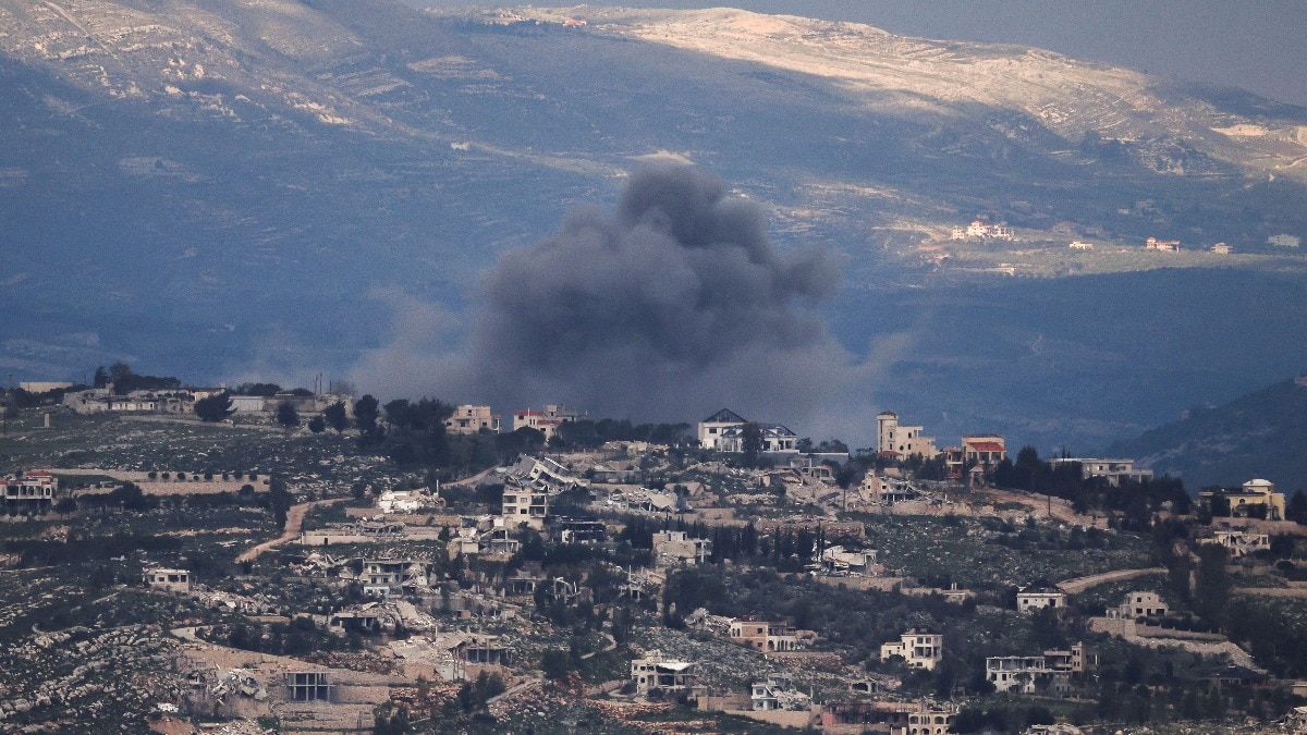 इजरायल के लेबनान के कई इलाकों में हमले किए हैं.