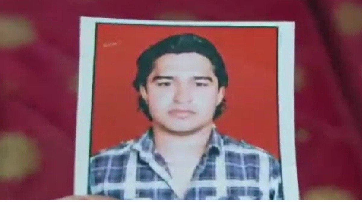 Lawyer murdered by slitting his throat