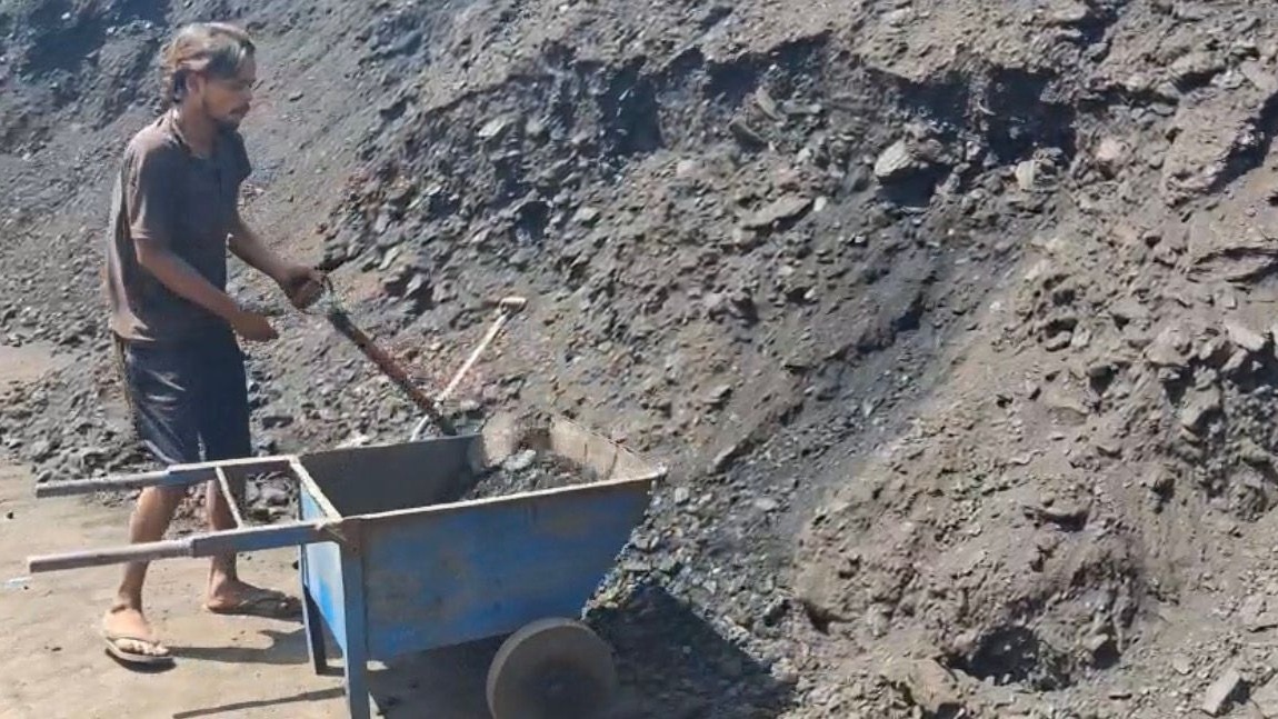 15–20 दिन का ही बचा कोयला स्टॉक.(Photo: Sanjay Singh J Rathod/ITG)