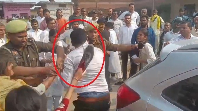 घटना का वीडियो वायरल .(Photo: Screengrab)