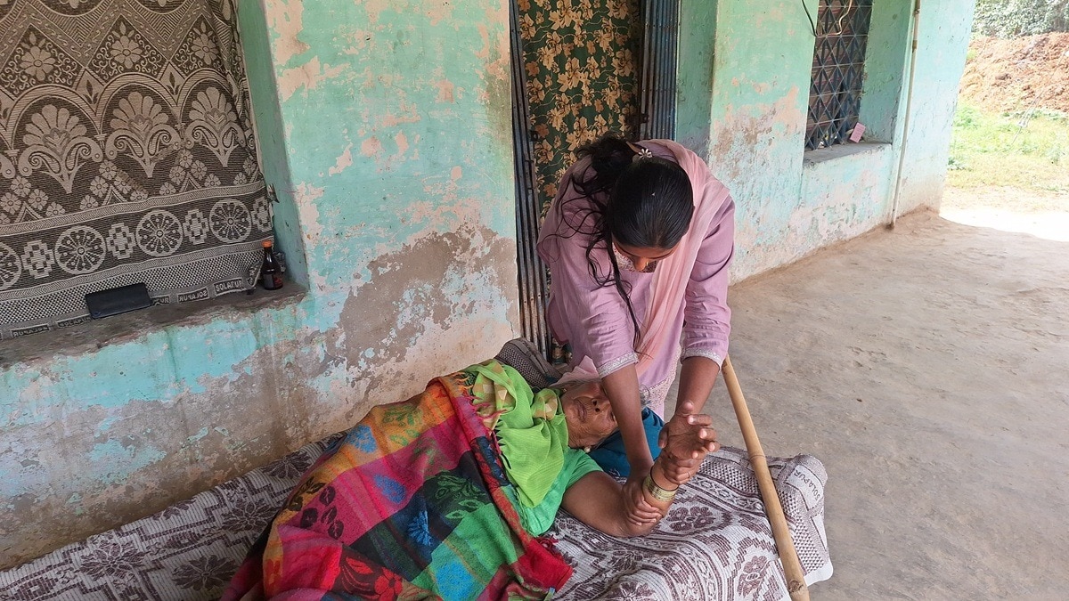 82 वर्षीय बुजुर्ग महिला, जिनपर यूपी पुलिस ने दर्ज किया है केस. (Photo: Ramesh Kumar/ITG))