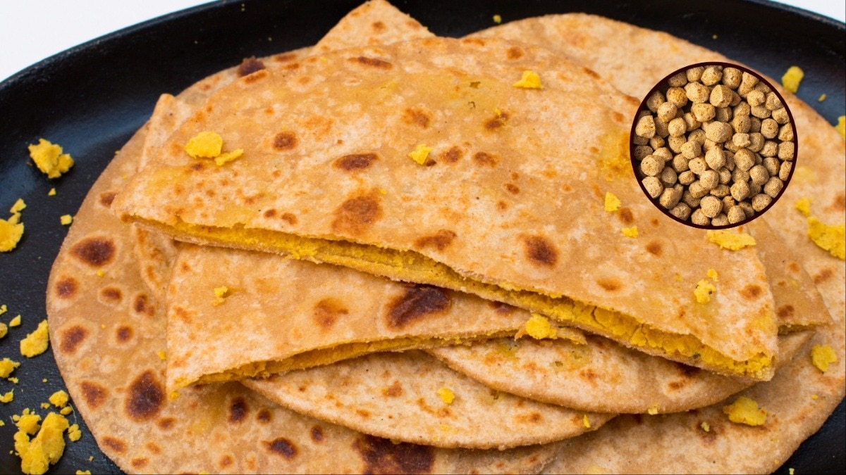 अंडा-चिकन भूल जाएंगे! जब ब्रेकफास्ट में बनाएंगे सोया चंक्स और चना दाल का यह टेस्टी पराठा (Photo- Adobe stock)