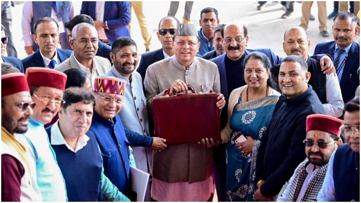  Uttarakhand Chief Minister Pushkar Singh Dhami presented the state budget in the assembly located in Gairsain, Chamoli
