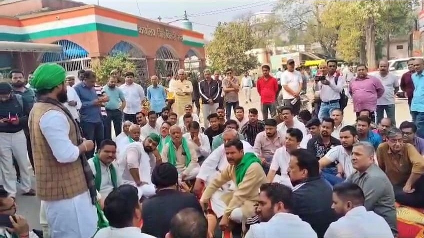 Protest by traders and farmers organizations in Meerut (Photo- ITG)