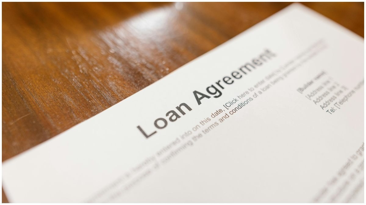 लोन ना चुकाने पर गारंटर से पैसे वसूला जा सकता है. (Photo: Pexels)