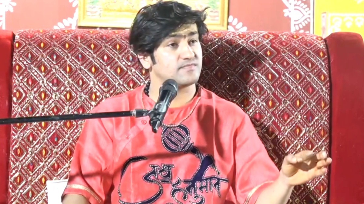 Bageshwar Dham Dhirendra Shastri Angry