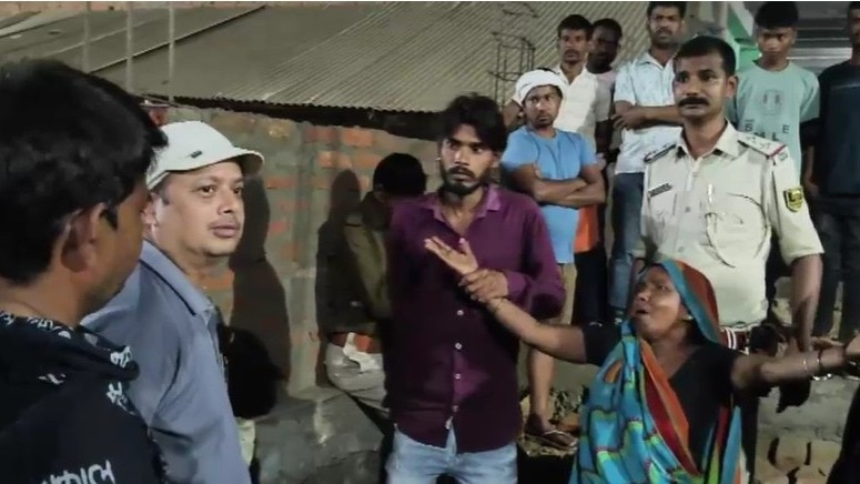 कैमूर में महिला की मौत के बाद बवाल (Photo: Screengrab)