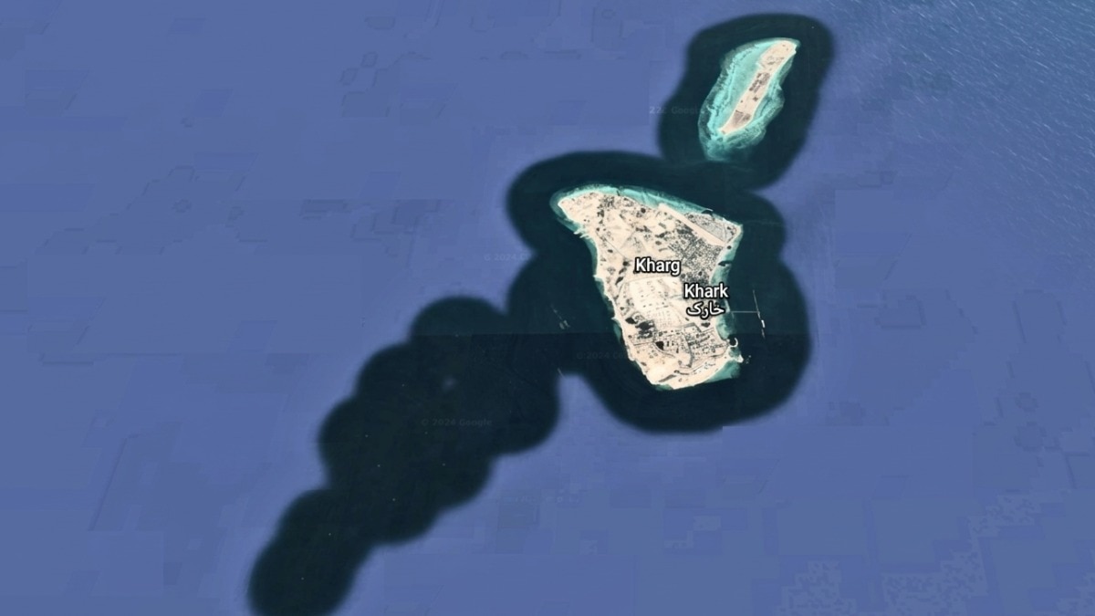 ट्रंप ने 1988 में कहा था कि वह होते तो खार्ग द्वीप पर कब्जा कर लेते. (Photo- Google Earth)