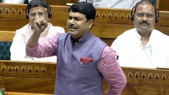 सपा सांसद ने ओम बिरला को बताया शानदार स्पीकर (Photo: Screengrab)