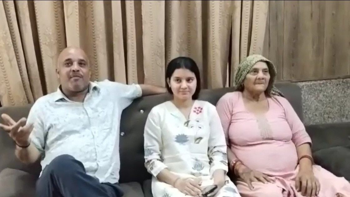  युद्ध जैसे हालात में पायलट दीपिका ने भरी उड़ान (Photo: Screengrab)