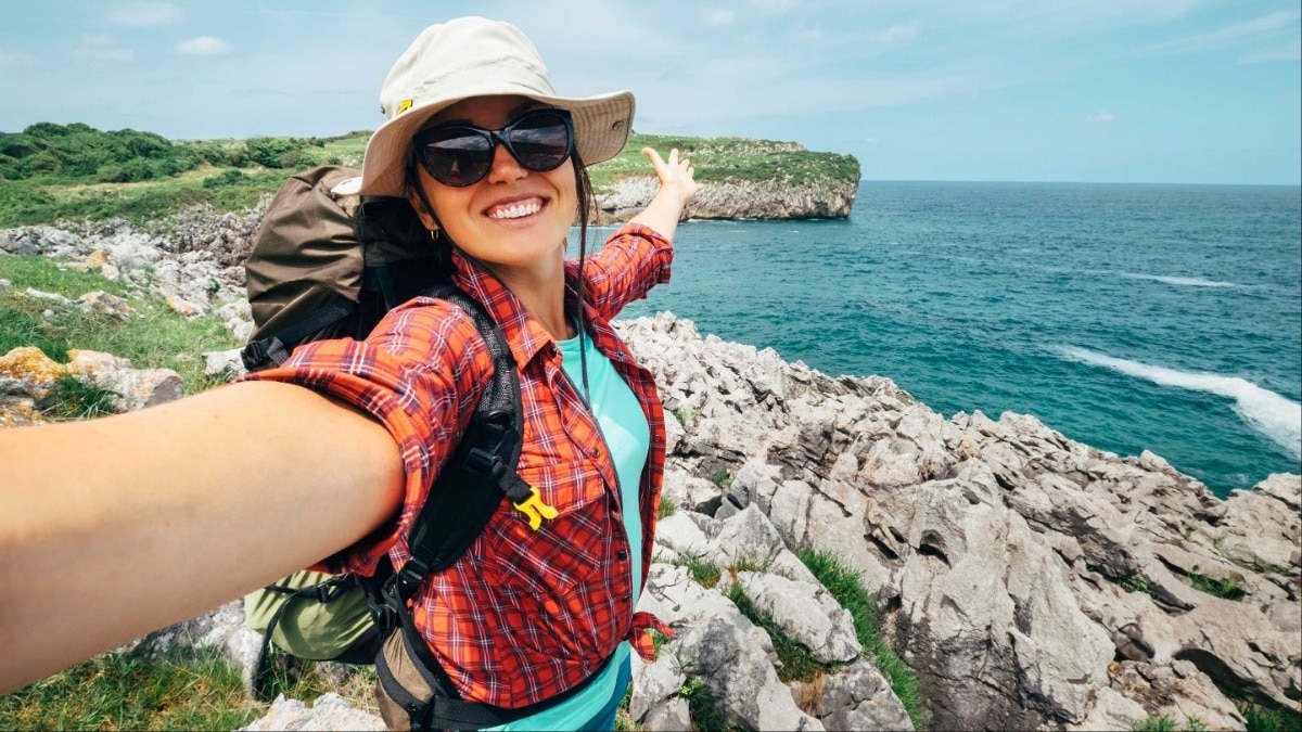 पहाड़, शांति और खूबसूरत शहर… महिलाओं के लिए भारत की ये 5 जगहें सोलो ट्रिप के लिए परफेक्ट (Photo- Adobe Stock)